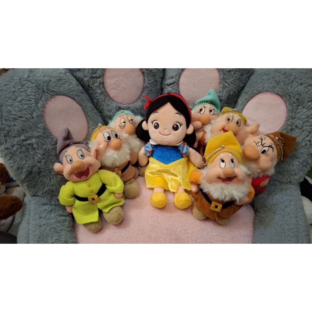 Snow White dan 7 Kurcaci original