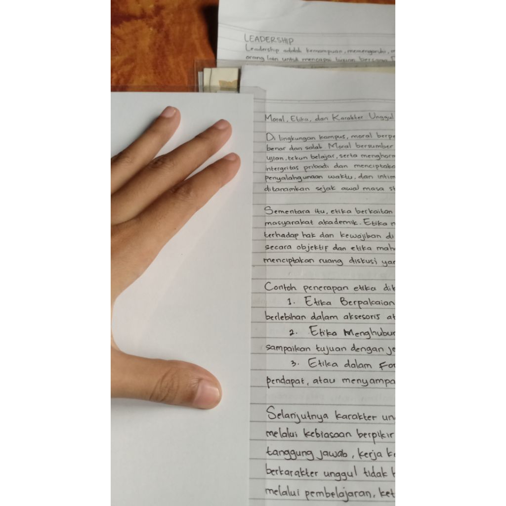 

JASA TULIS TANGAN CEPAT KILAT kertas folio bisa request