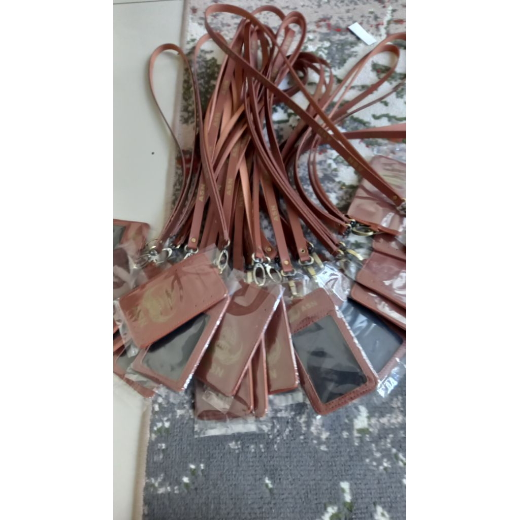 

ID CARD HOLDER NAME TAG CUSTOME