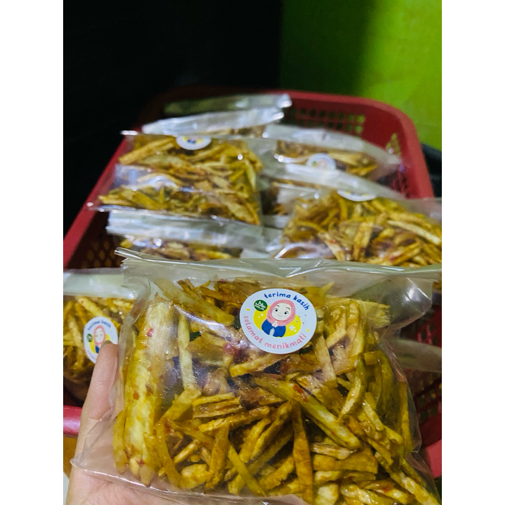 kripik talas pedas manis