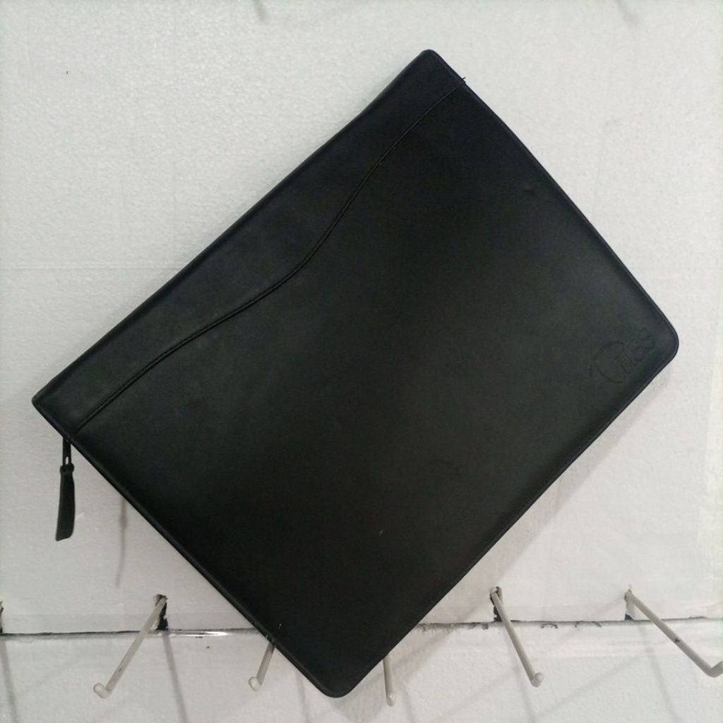 

IISS Synthetic Leather tile Keeper-Map-alas-35,5cm-tinggi-27,5cm-preloved