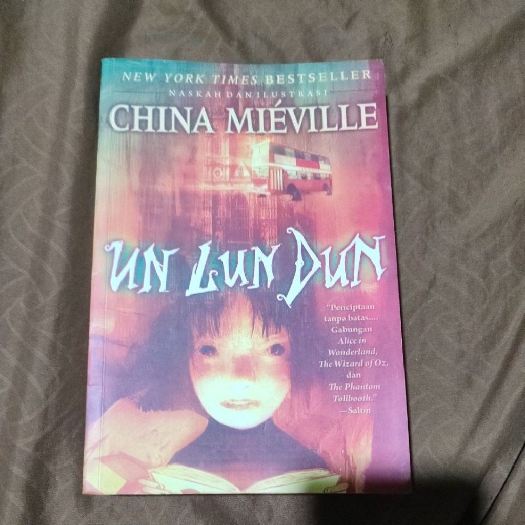 original novel langka un lun dun naskah & ilustrasi by china mieville