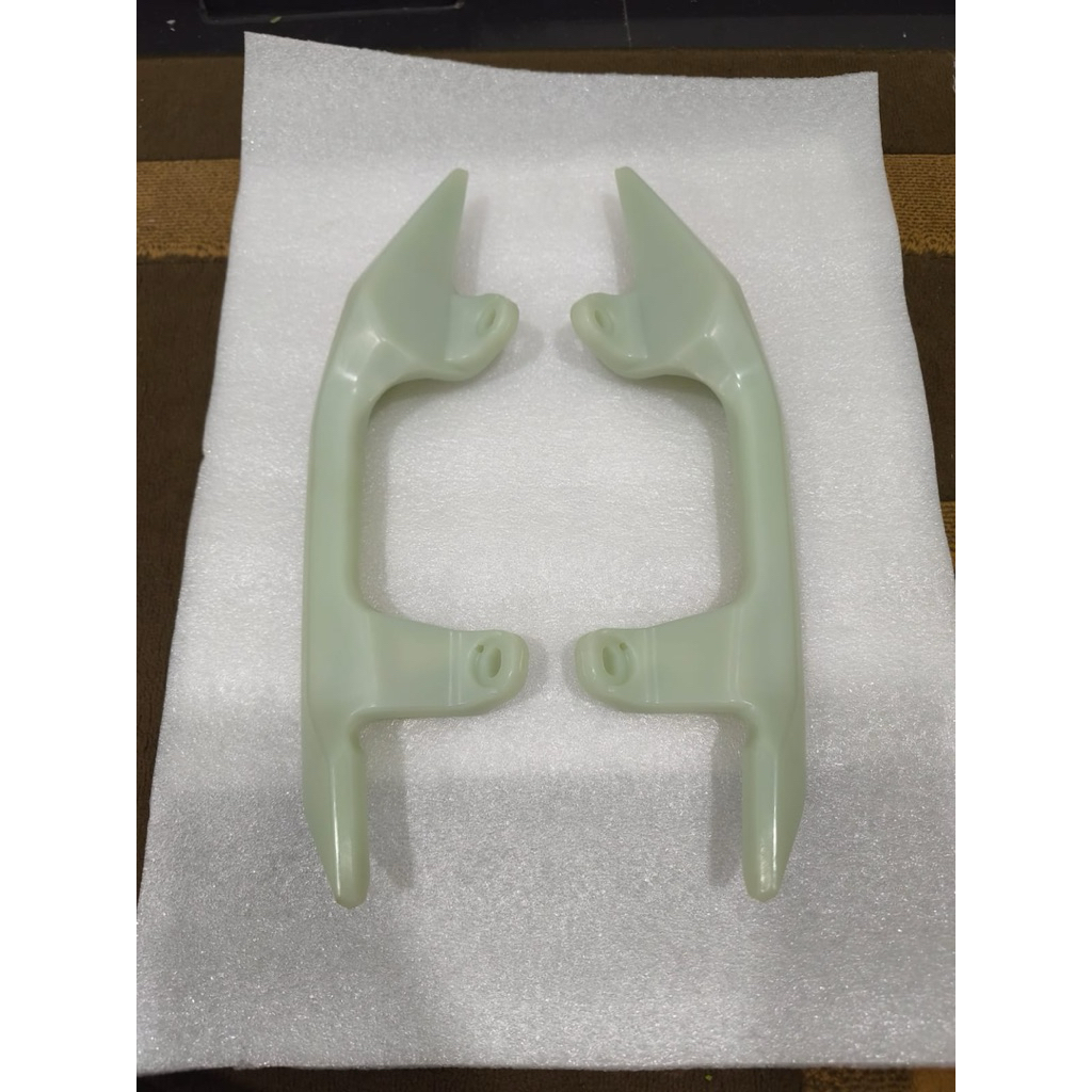 Behel begel jok belakang Honda ADV 160 original mentah Behel begel jok belakang Honda ADV 160 origin