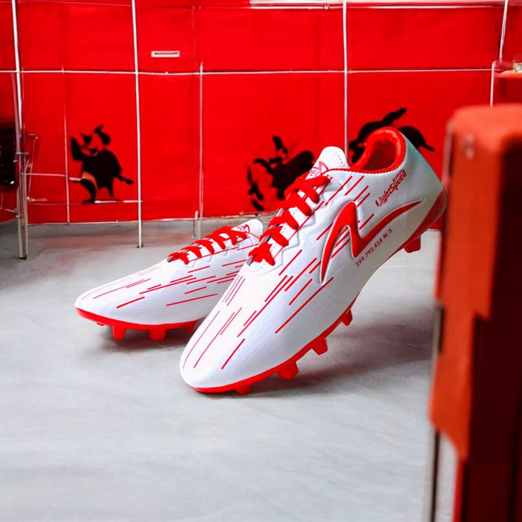 [GRATIS KAOS KAKI] Specs Sepatu Sepak Bola Specs LightSpeed Reborn White Red Sepatu Bola Terlaris