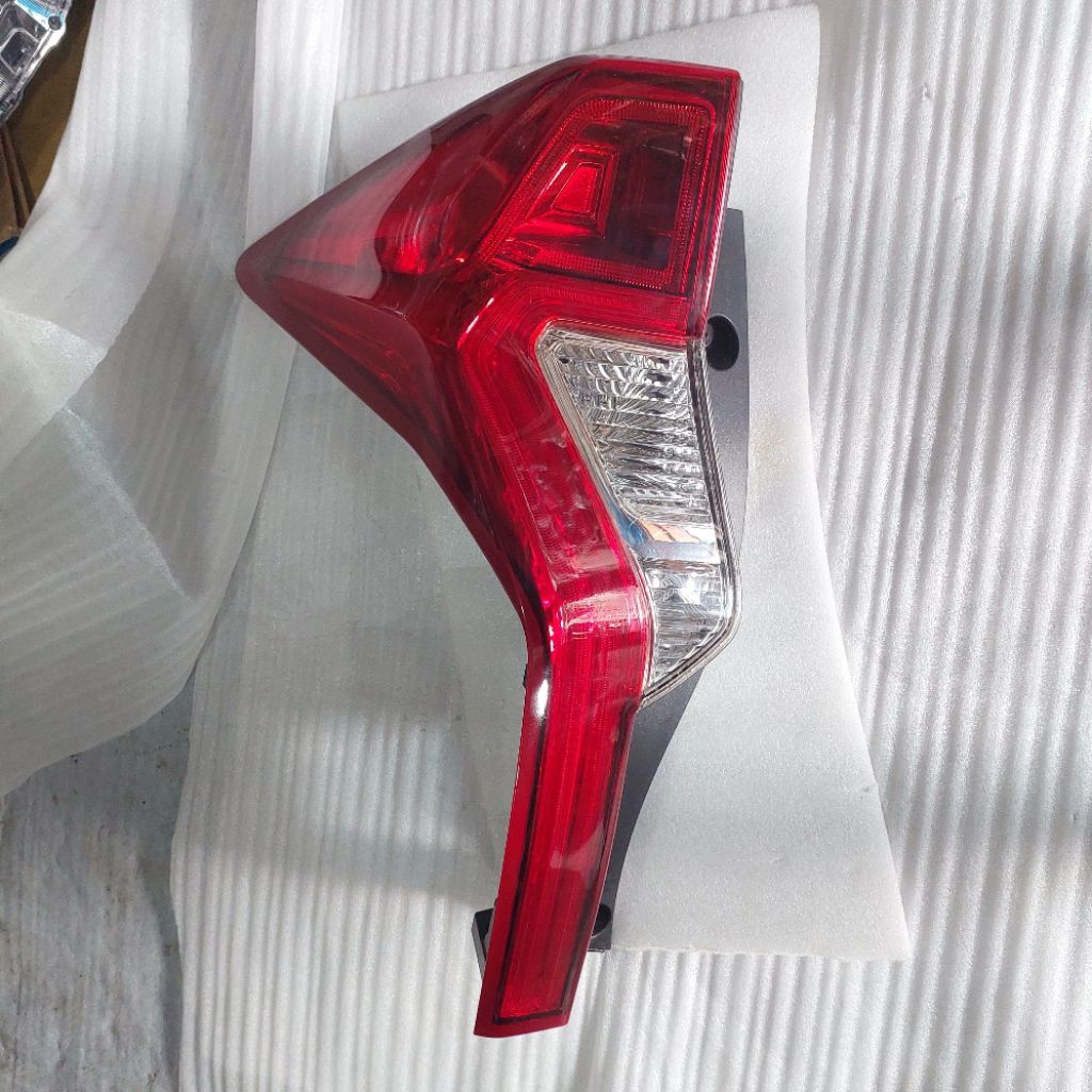 Stoplamp Pajero Sport 2017-2020