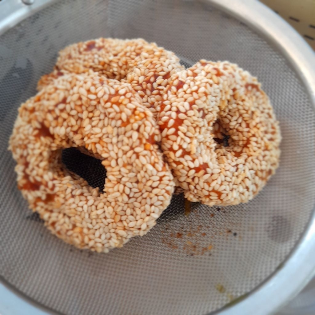 

Donat Pisang wijen