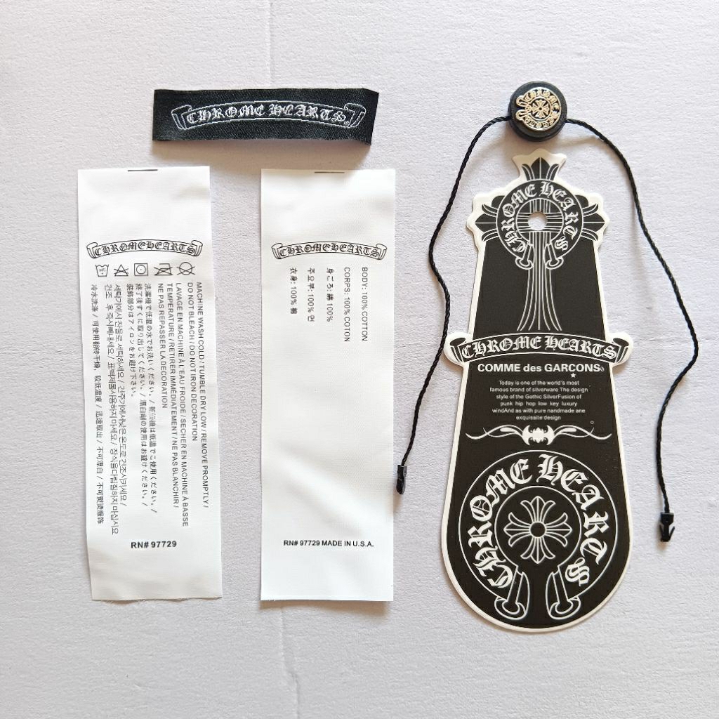 

Tag Was Chr0me CDG import aksesoris tambahan pada pakaian