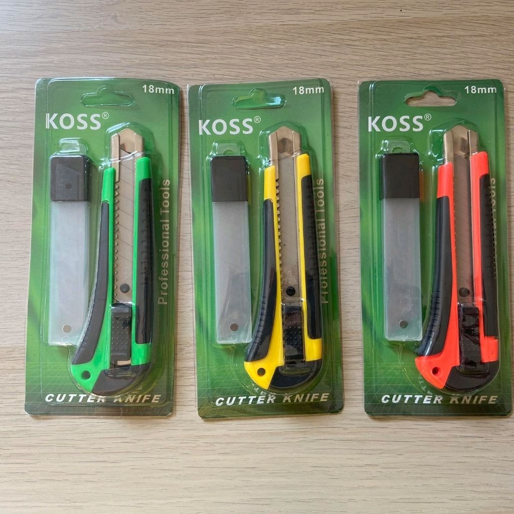 

CUTTER KNIFE KOSS 18MM + PISAU CUTTER REFILL 3 PCS