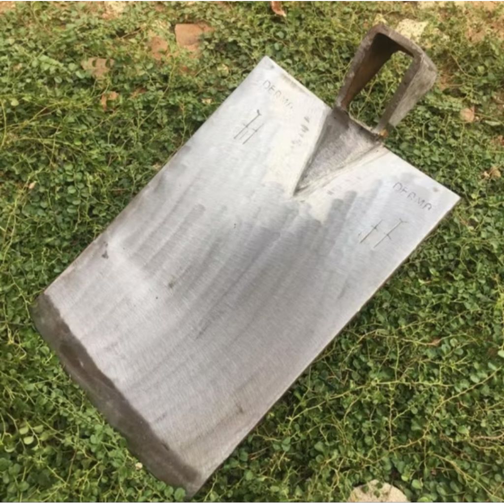 Cangkul baja putih/ Cangkul kebun berkualitas/ Cangkul tanah berkualitas/ Cangkul membajak sawah