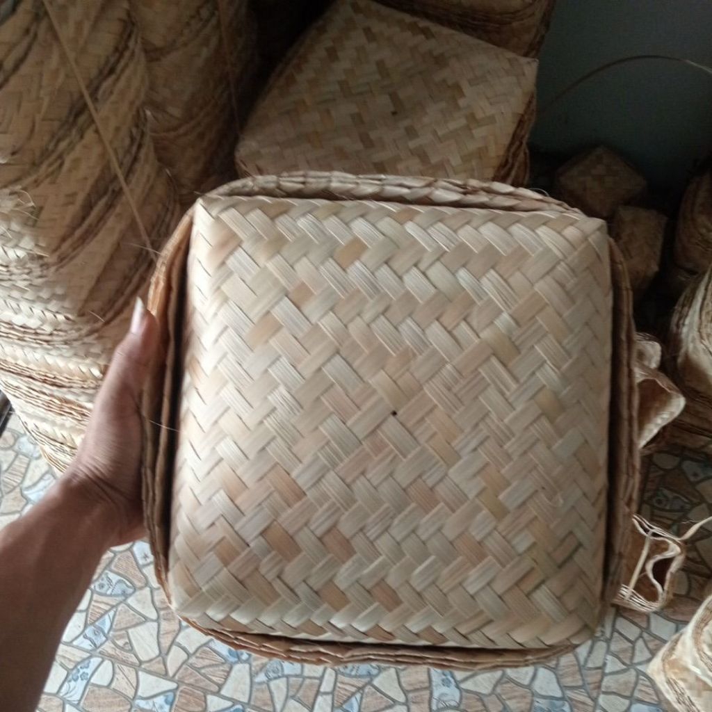 Besek Bambu 25x25 Besek Nasi Dll