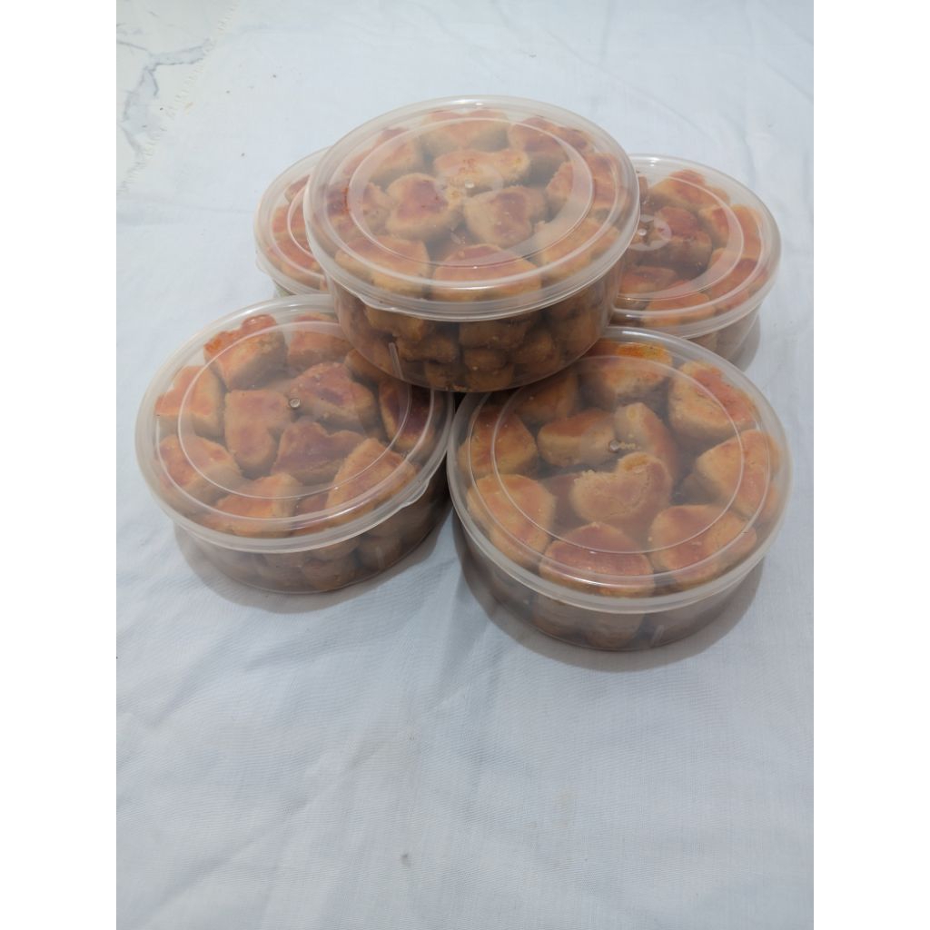 

Kue Kacang 500gr Isi Banyak – Kue Kering Lebaran / Camilan Harian