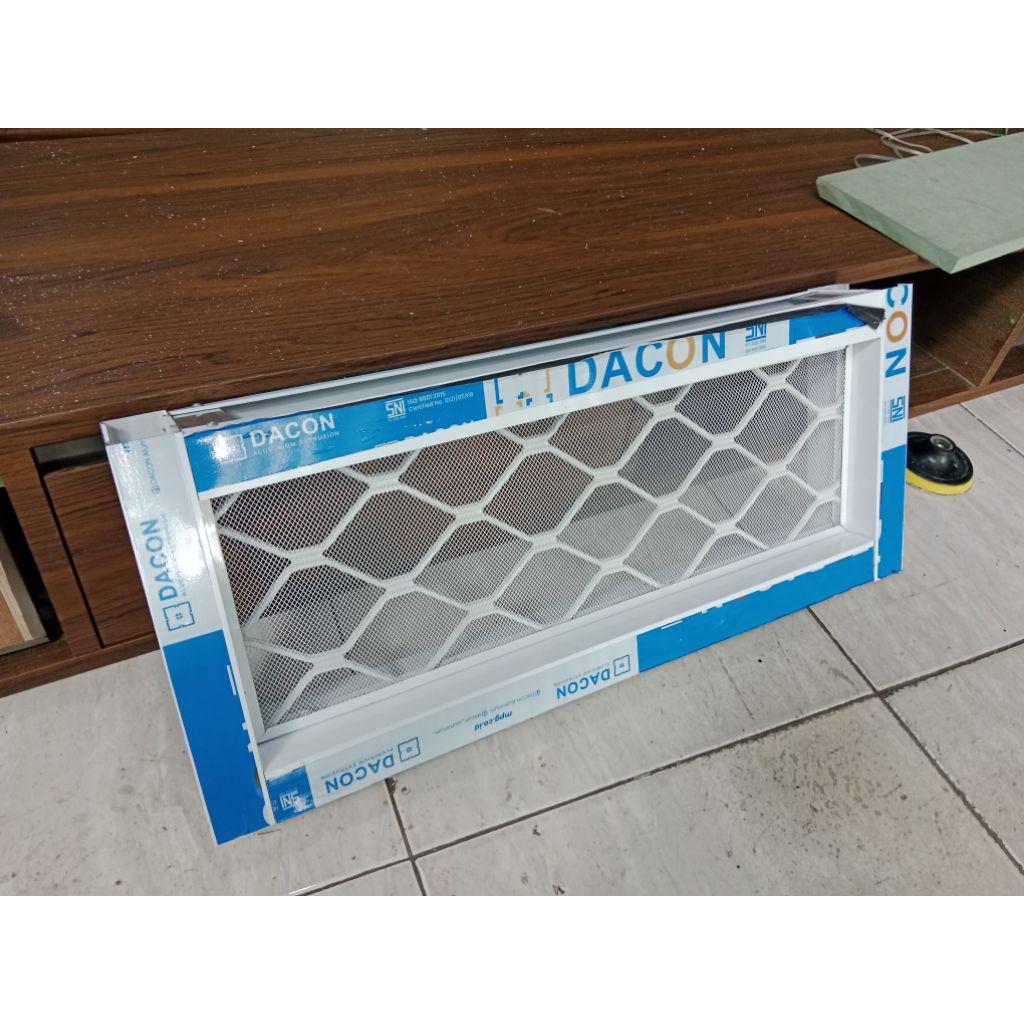 jendela ventilasi plus teralis amplimesh aluminium dan kawat nyamuk pesanan custom ukuran 12cm x 90c