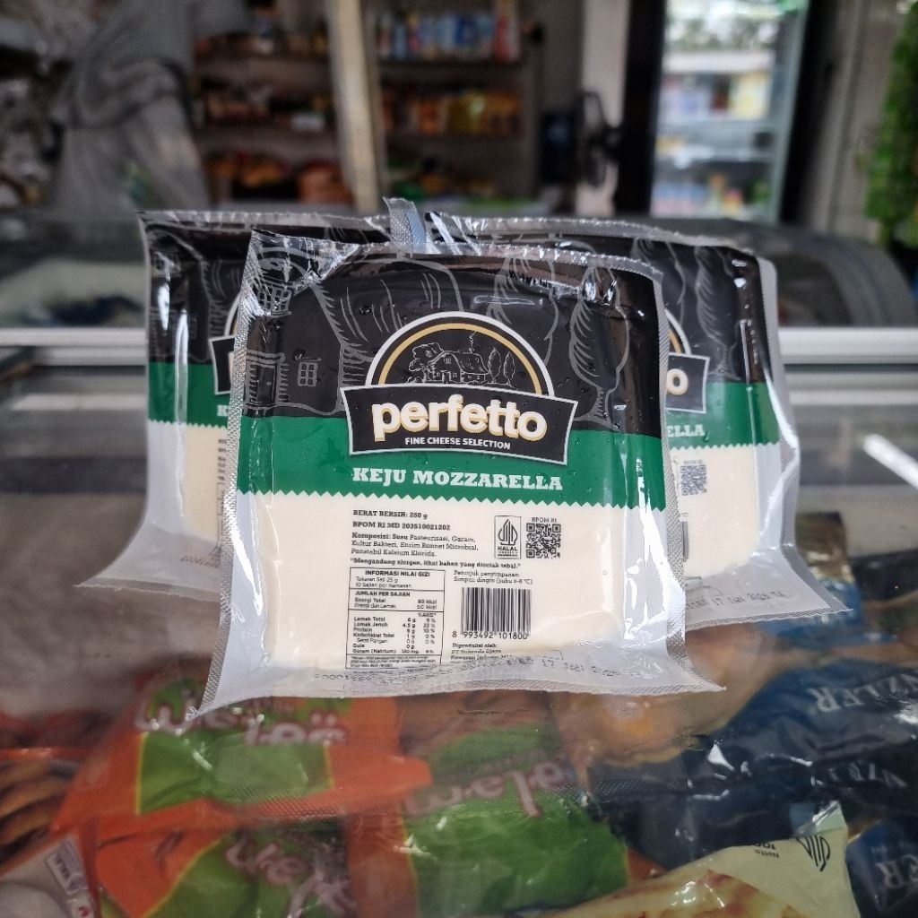 

Perfetto Keju Mozarella Cheese 250g