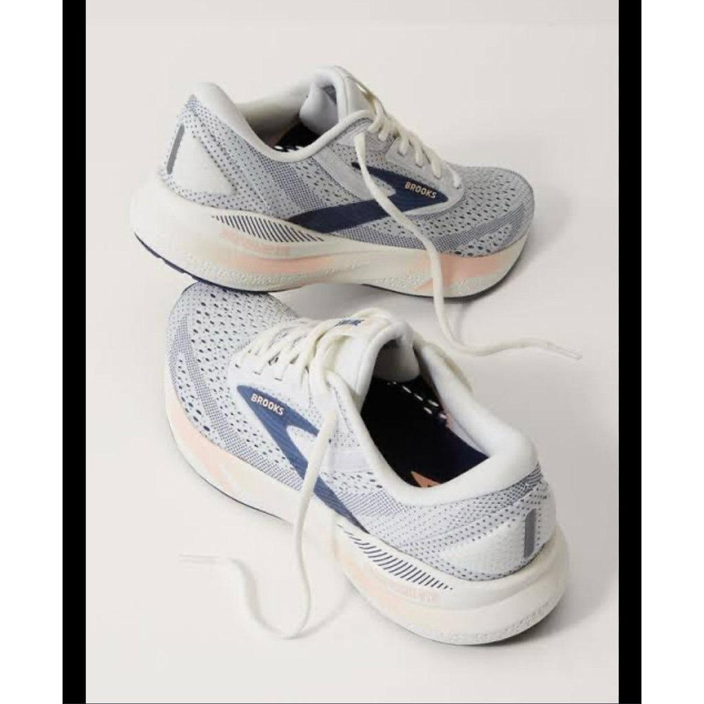 brooks adrenaline 24 gts women