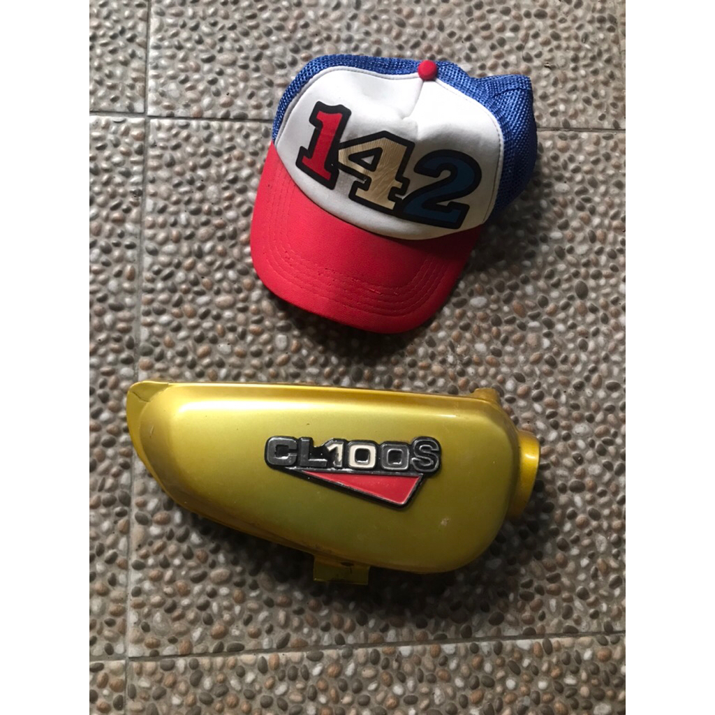 Cover box aki samping kanan Honda CL100s Original