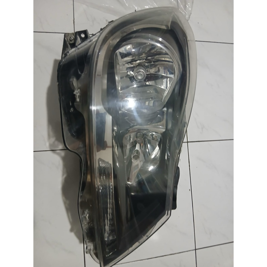 Headlamp Mercy W204 Facelift
