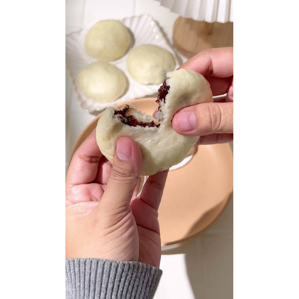 

Premium pao mix ayam Cha siew, telur asin, kacang wijen halal isi 12