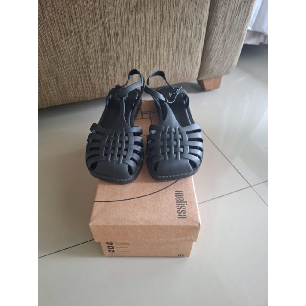 Melissa Preloved