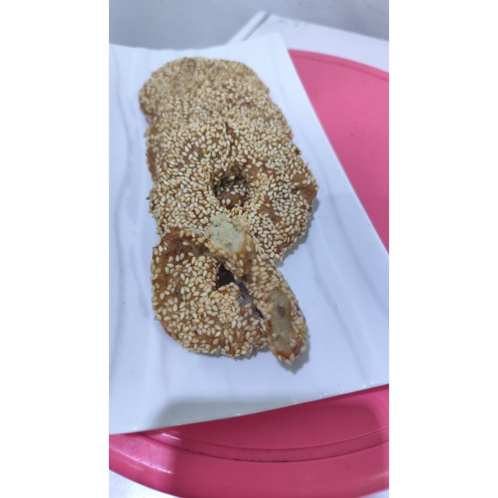 

Donut pisang wijen viral kue khas kalimantan