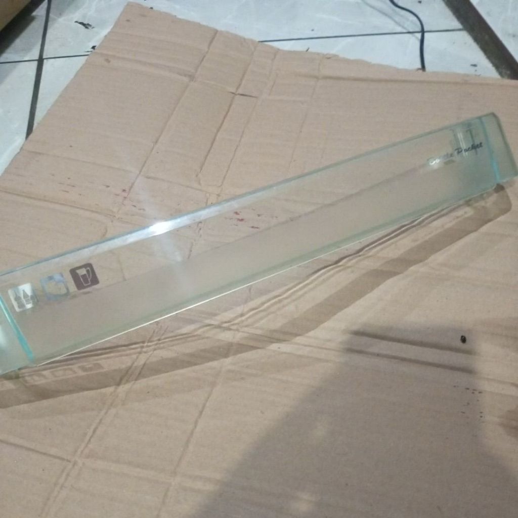 rak kulkas Polytron 1 pintu beleza