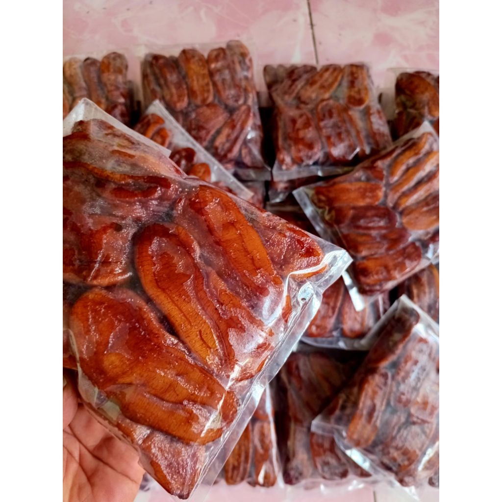 

PISANGSALEMADU Berat 1kg Pisang Raja Sieum Kualitas Super rasanya mantap !!