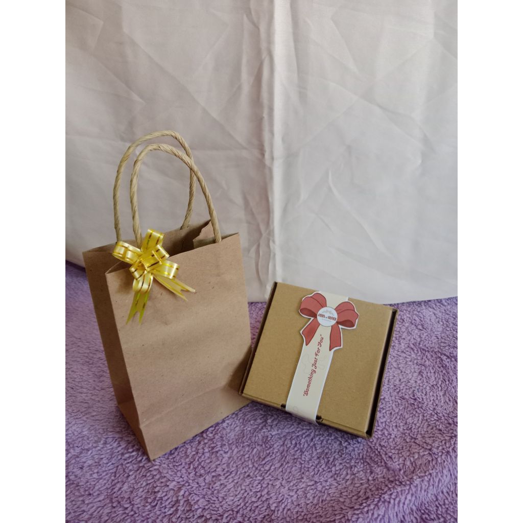 

PAPER BAG MINI GIFT POLOS KEMASAN KADO