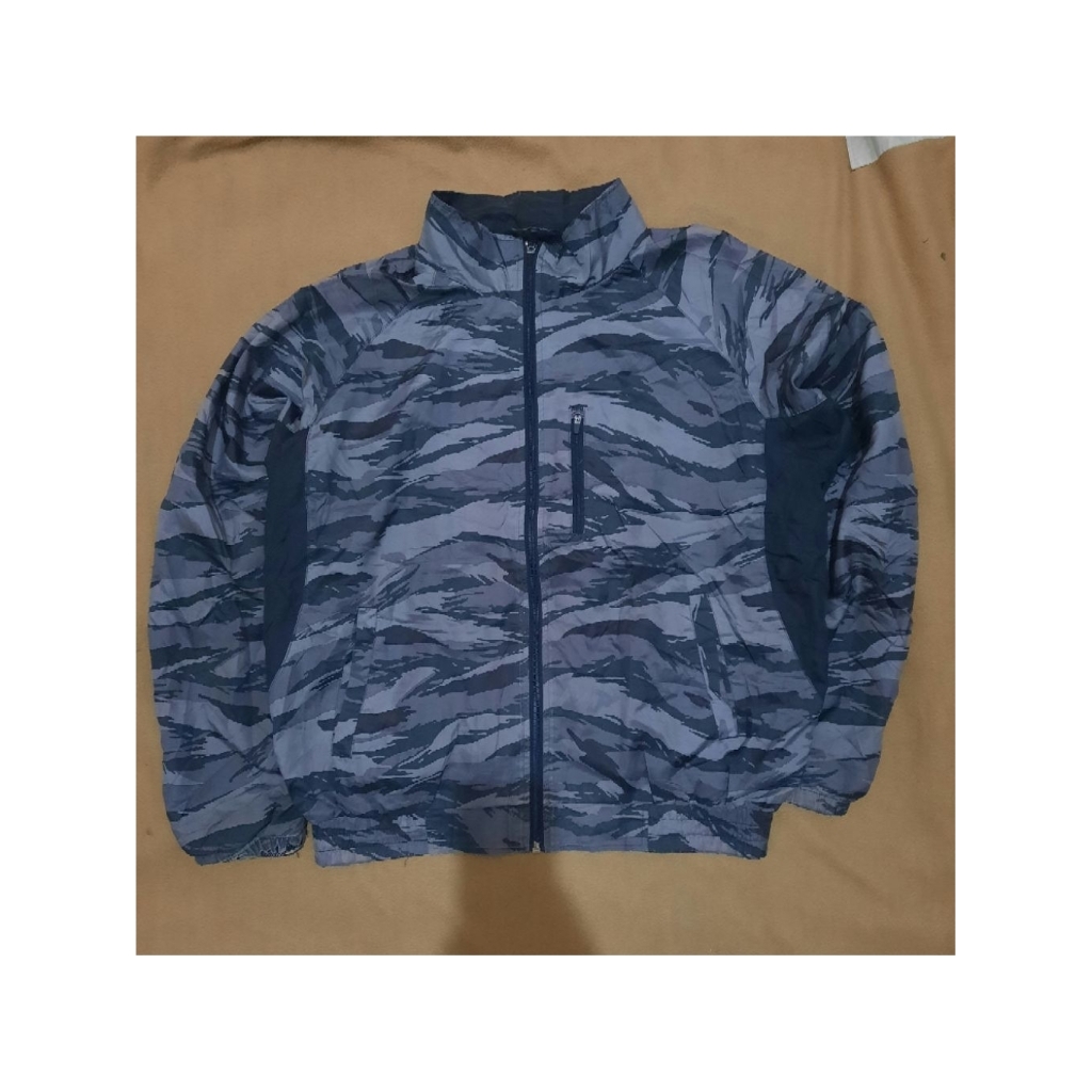 JAKET RUNNING CAMO METALLIC FIELD
