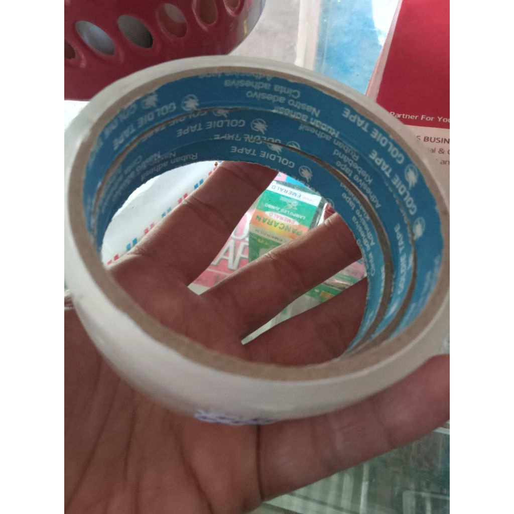 

Isolasi bening kecil