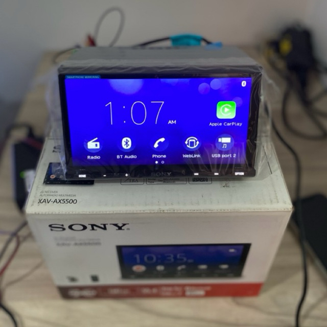 head unit merek sony XAV-AX5500