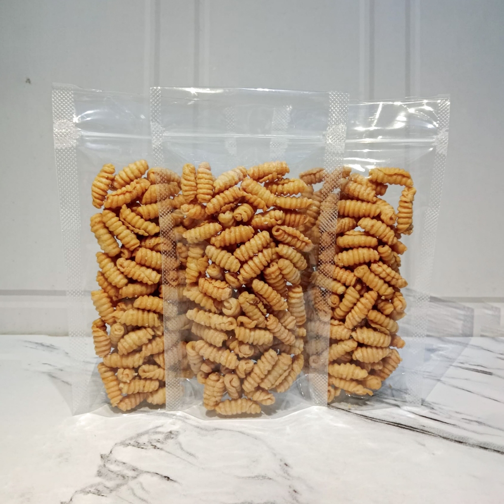 

Kue Cikur (Kencur) Renyah 90gr by Beevan Snack – Camilan Tradisional Gurih, Enak & Wangi Cikur Asli