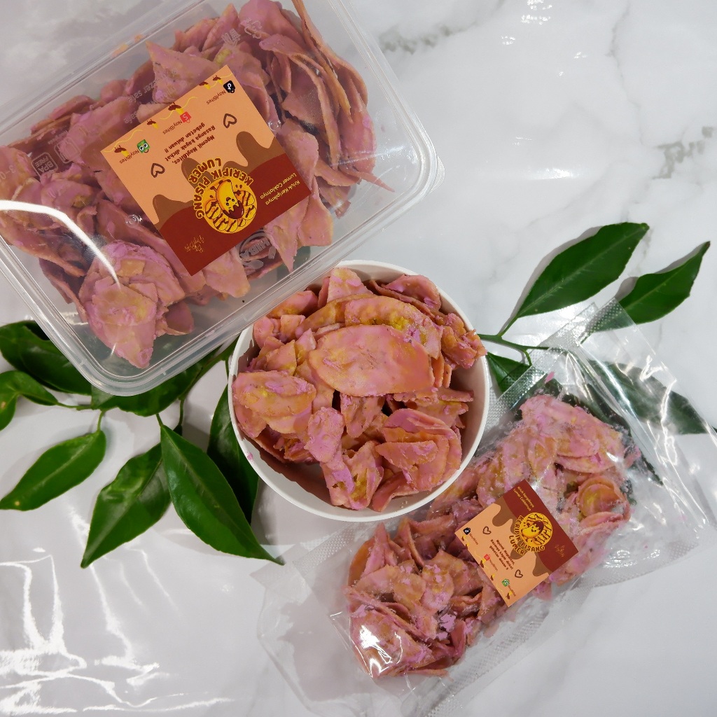 

Keripik Pisang Lumer Rasa Taro by NaylBites | Cemilan Kripik Pisang Coklat | Banana Chips