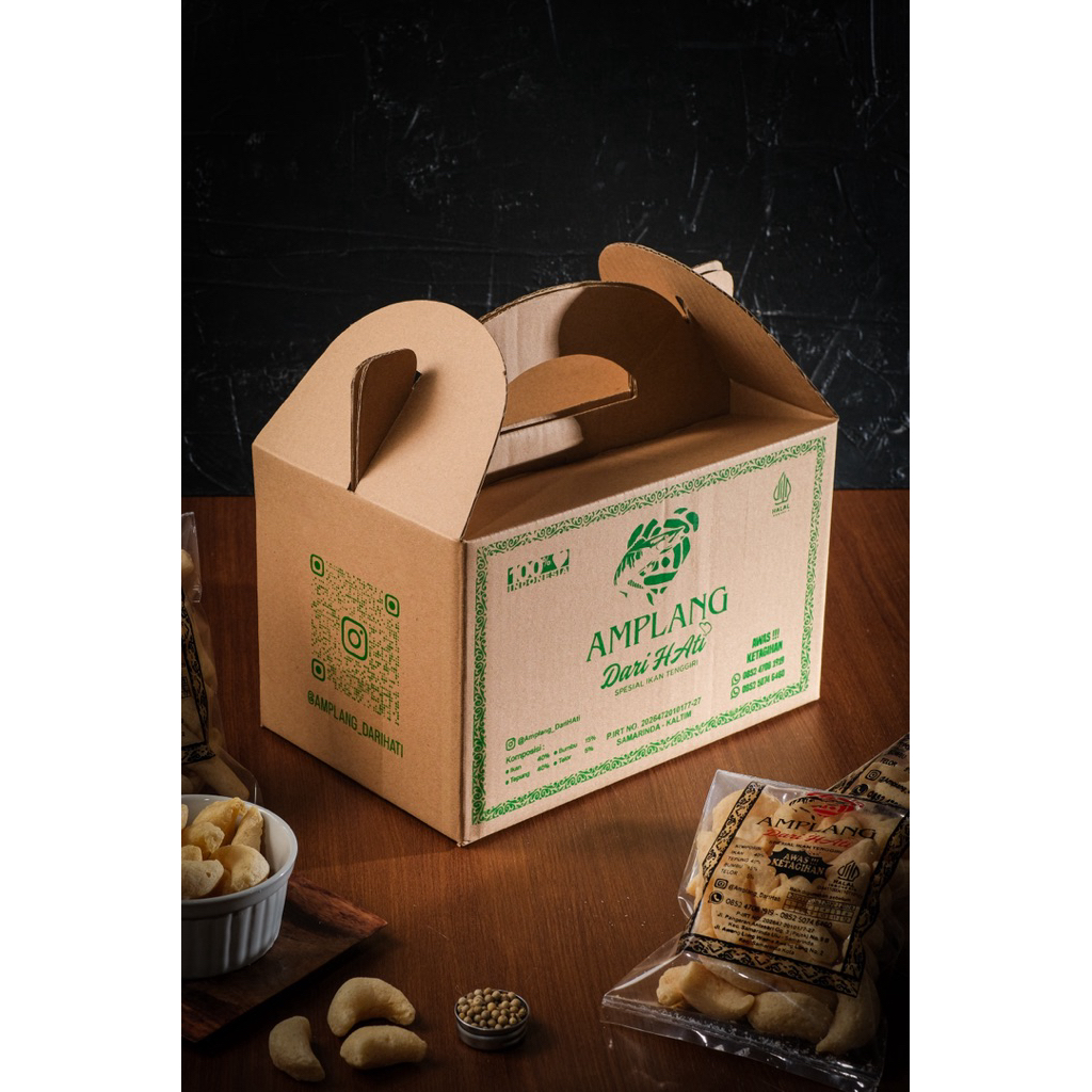 

Paket Box Kecil (isi 10 amplang bungkus kecil @12.000)