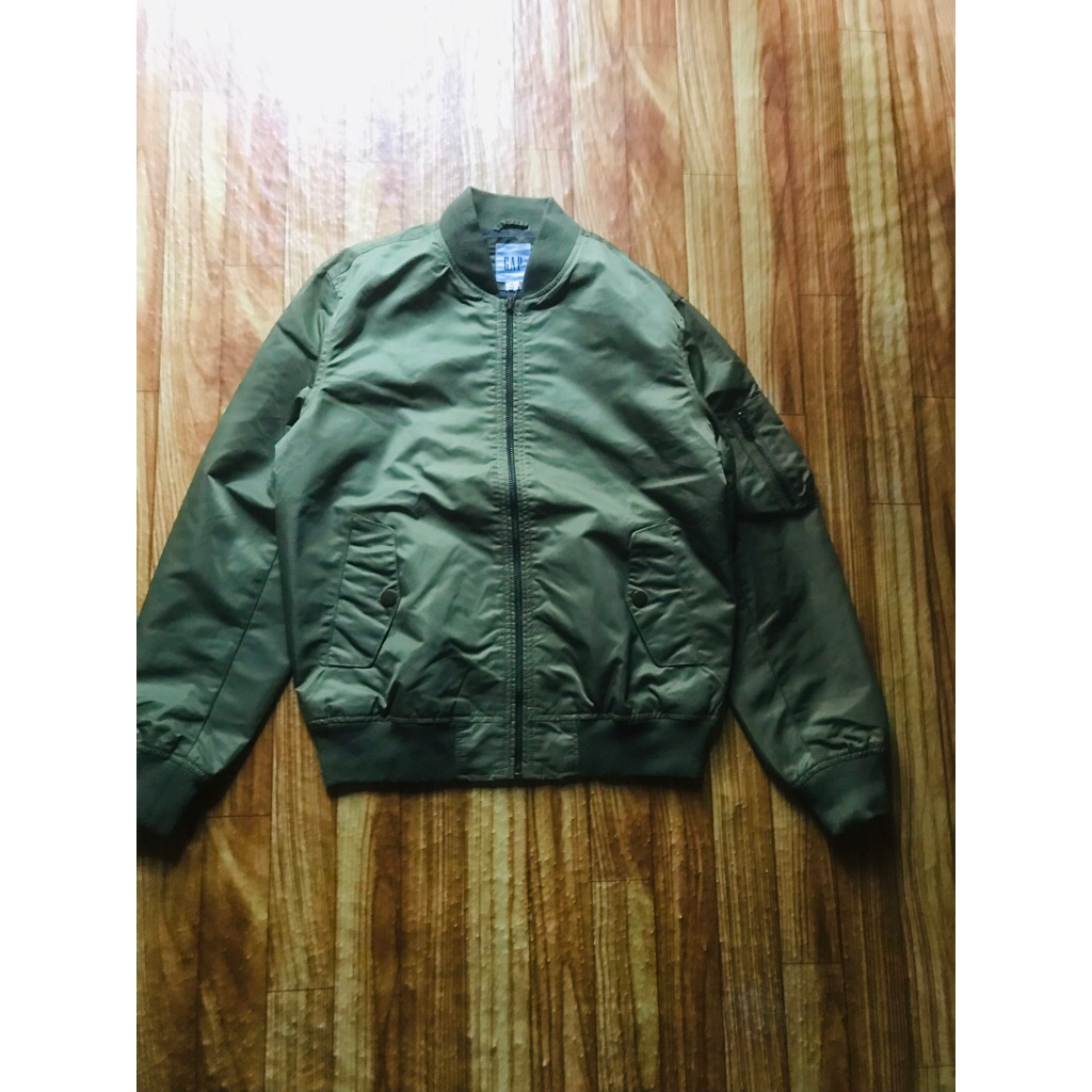 jaket bomber gap