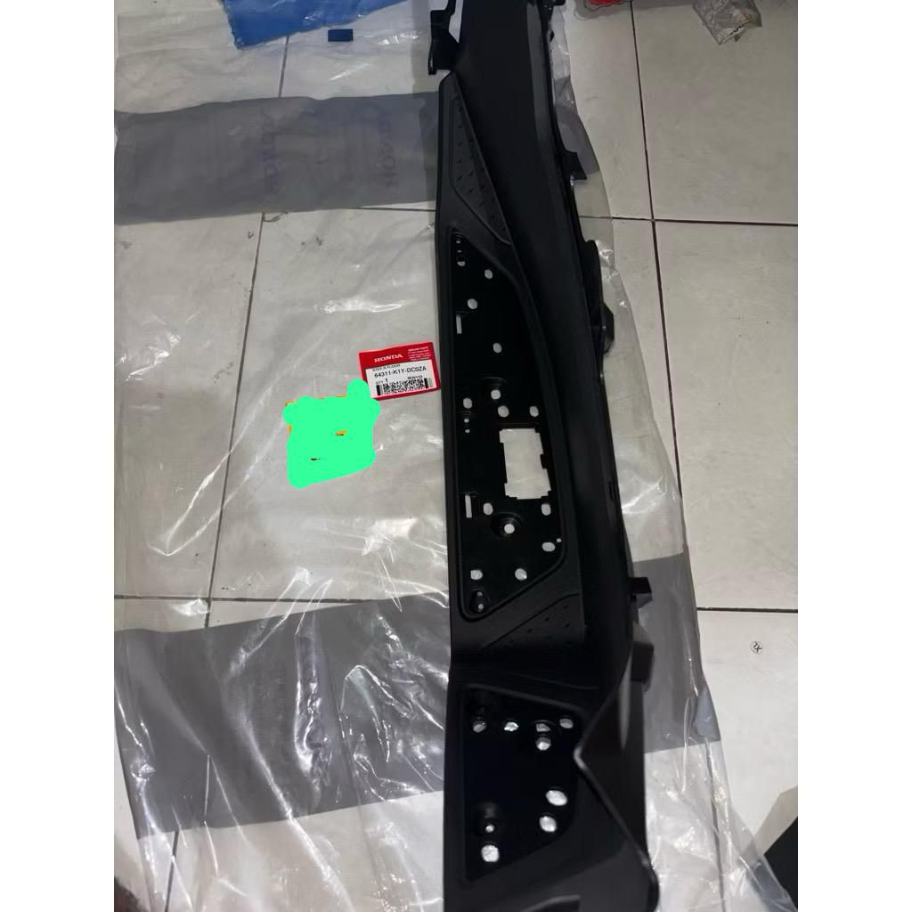 pijakan kaki kanan / kiri PCX 160 2025