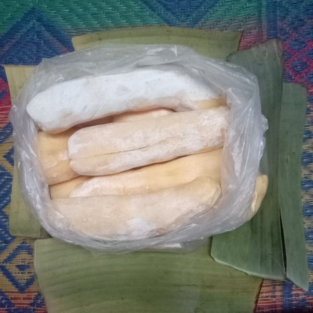 

tape singkong manis 2 kg kemasan besek