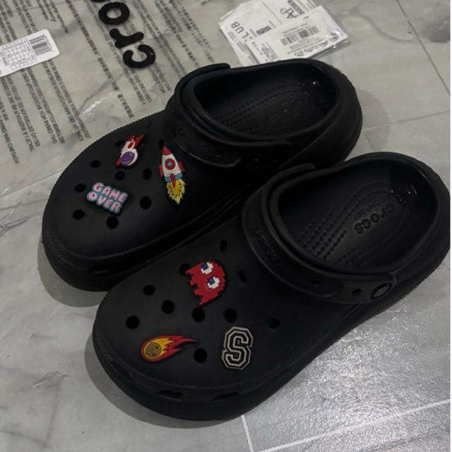 PRELOVED CROCS ORIGINAL 100%