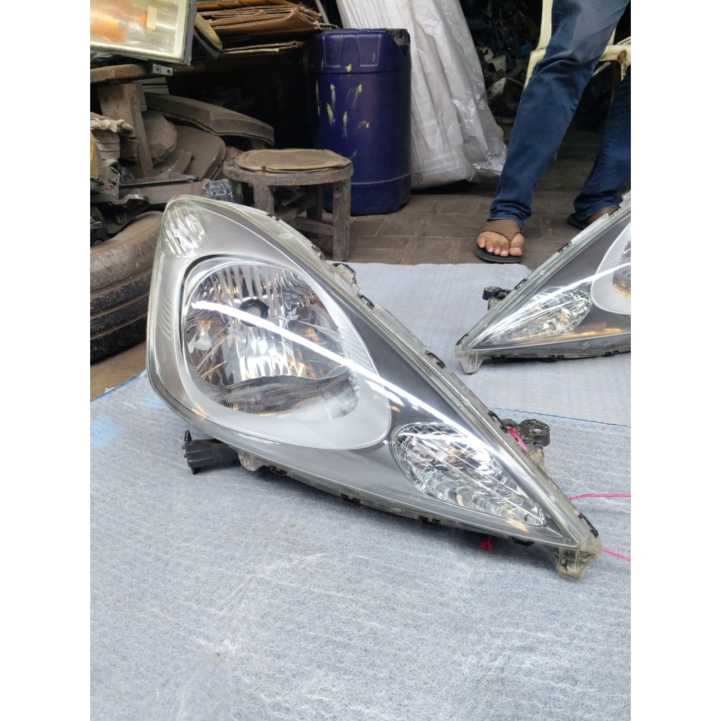 Headlamp Jazz RS GE8  thn 2008, 2009, 2010 original.