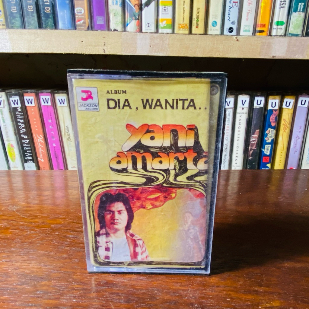 KASET PITA YANI AMARTA - Album Dia, Wanita..