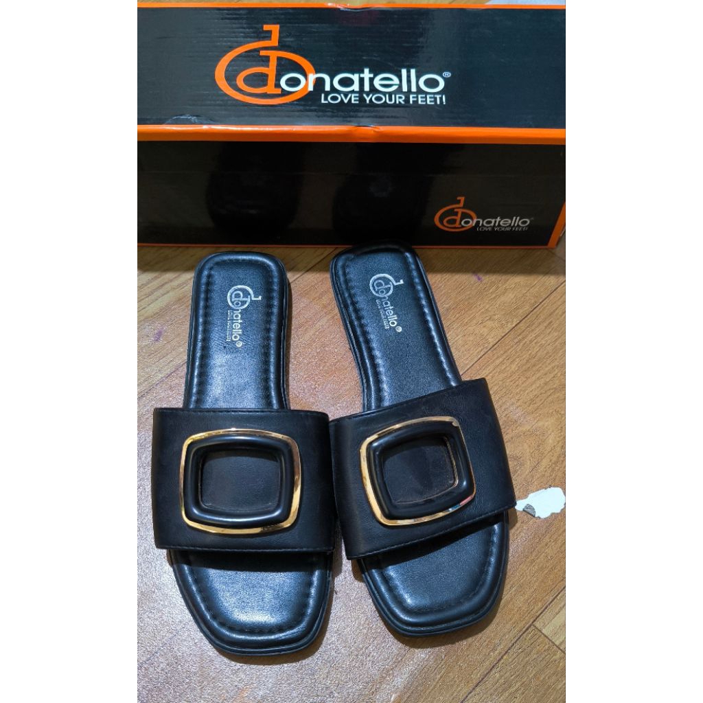 Sepatu sandal urban n co siez 37 preloved / sandal size 37 second masih bagus