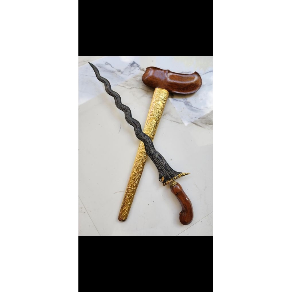 keris sengkelat
