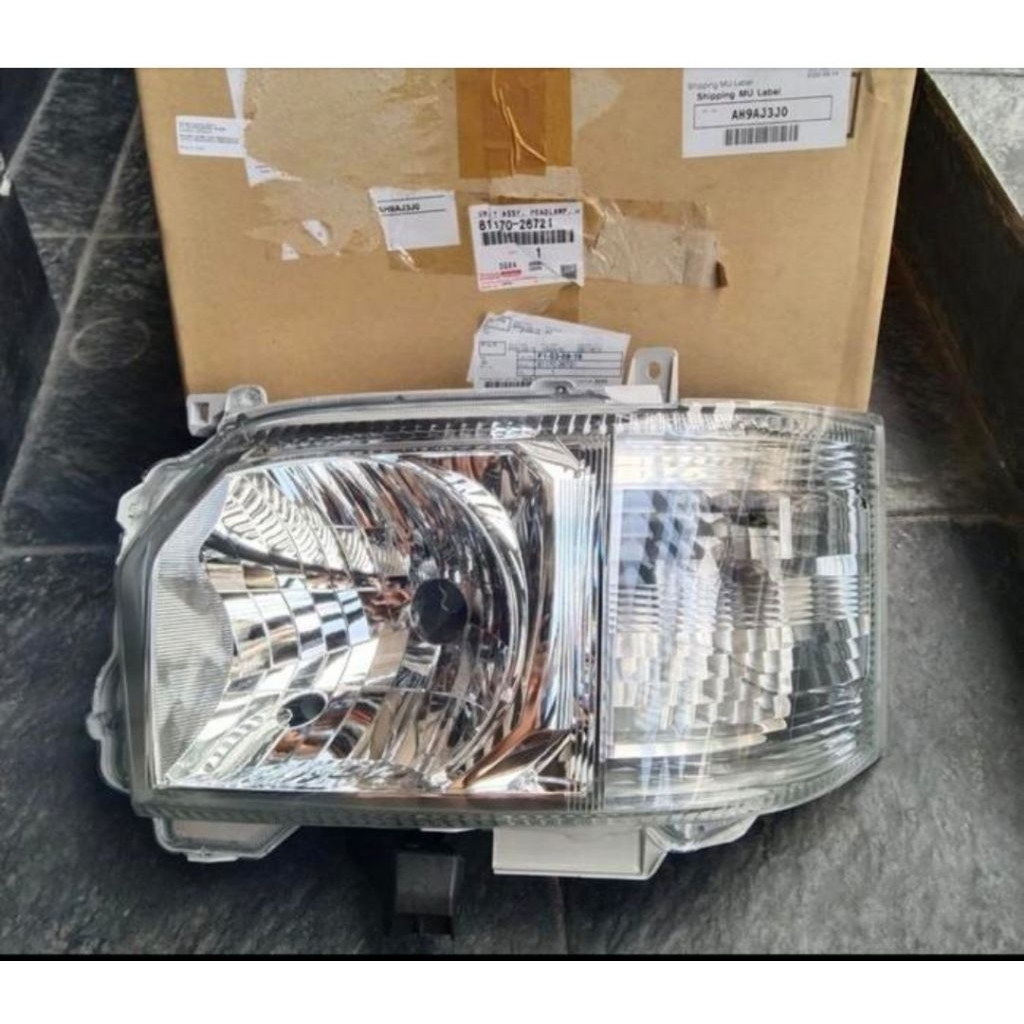 Lampu Depan Headlamp Hiace Commuter satuan ORIGINAL TOYOTA