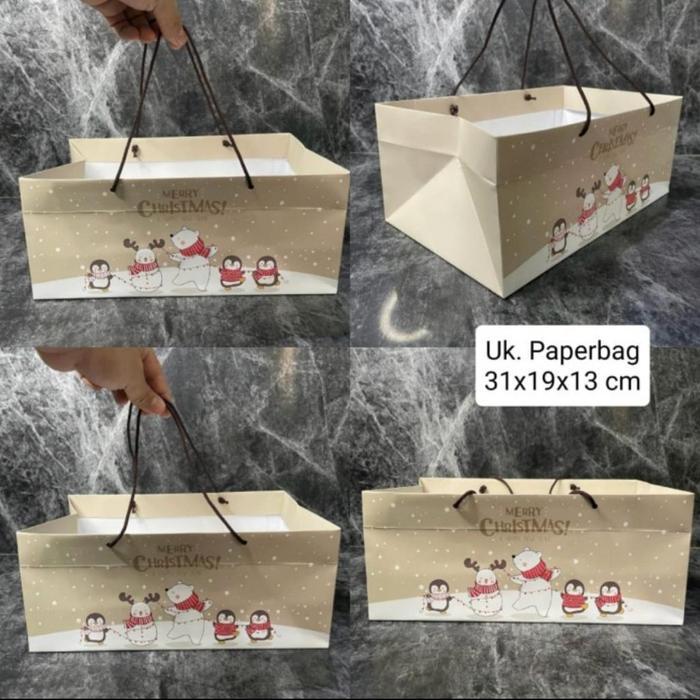 

Paperbag Natal Christmas kecil Polar bear ukuran 31x19x13 cm