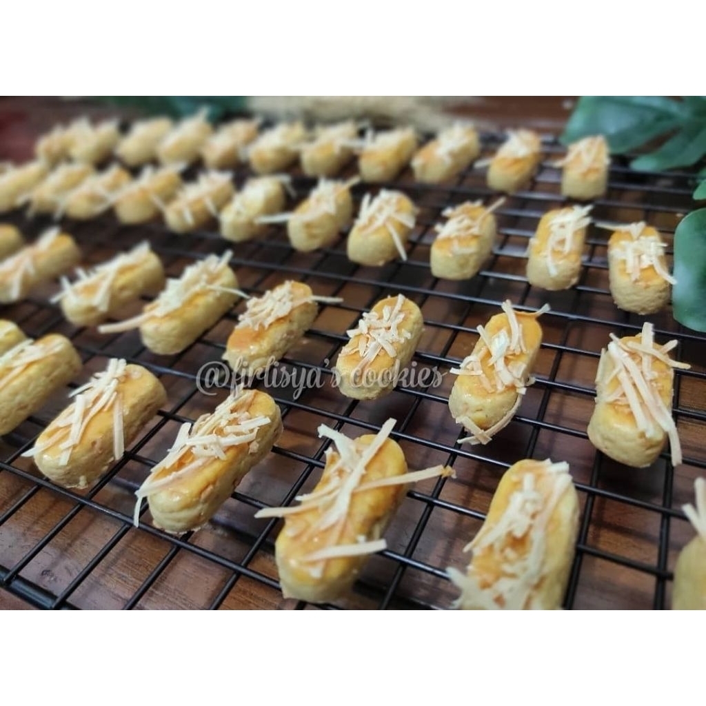 

Kastengel keju edam mix kraft