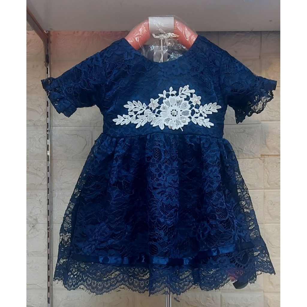 Gaun baby perempuan brokat bross putih