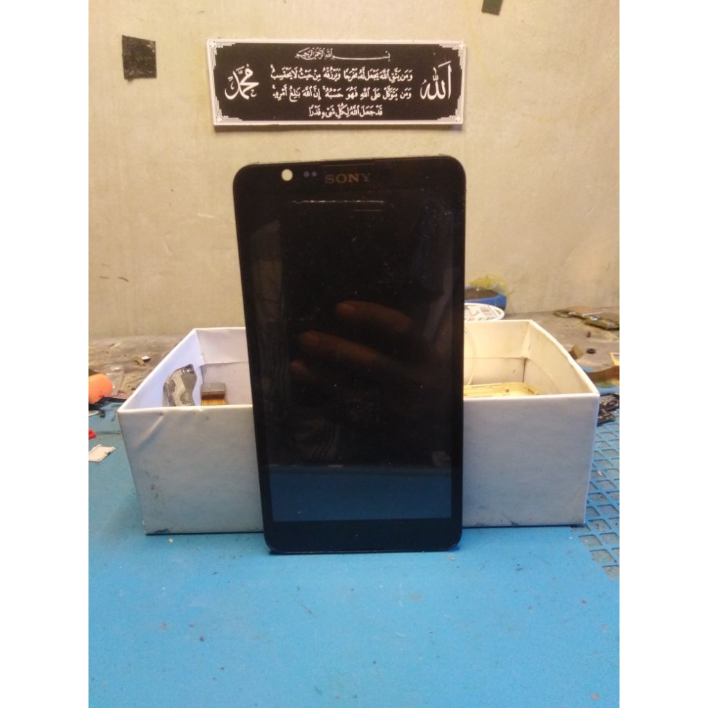 lcd cabutan sony t2 ultra