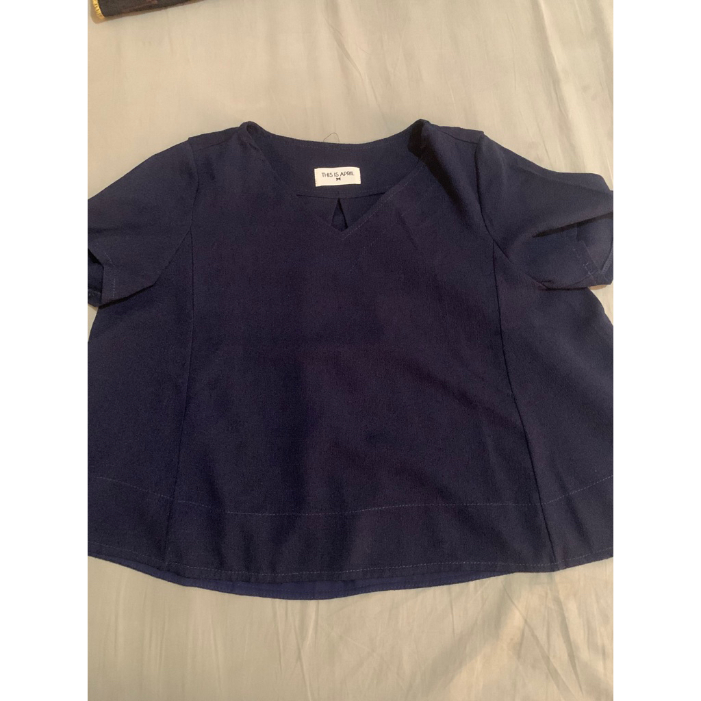 kemeja this is April