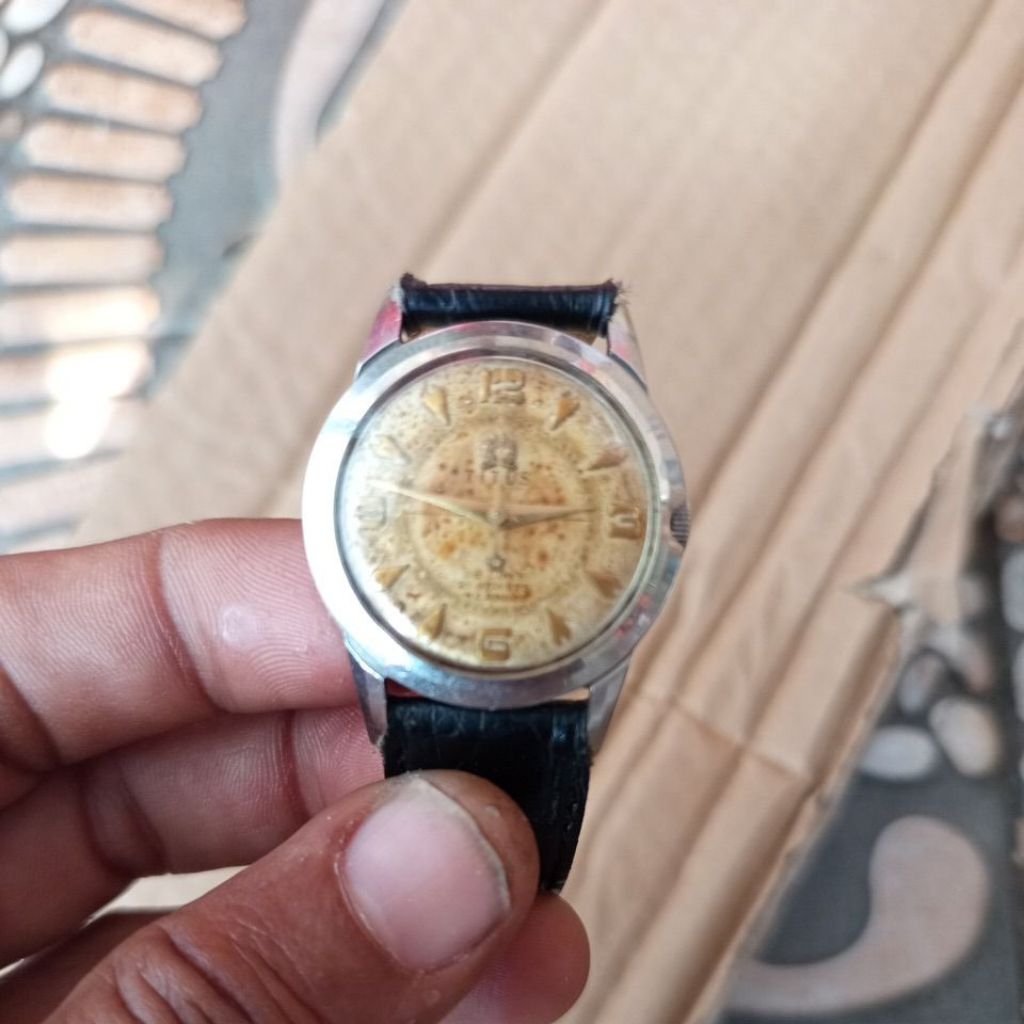 jam Titus manual wending vintage unisex original bekas