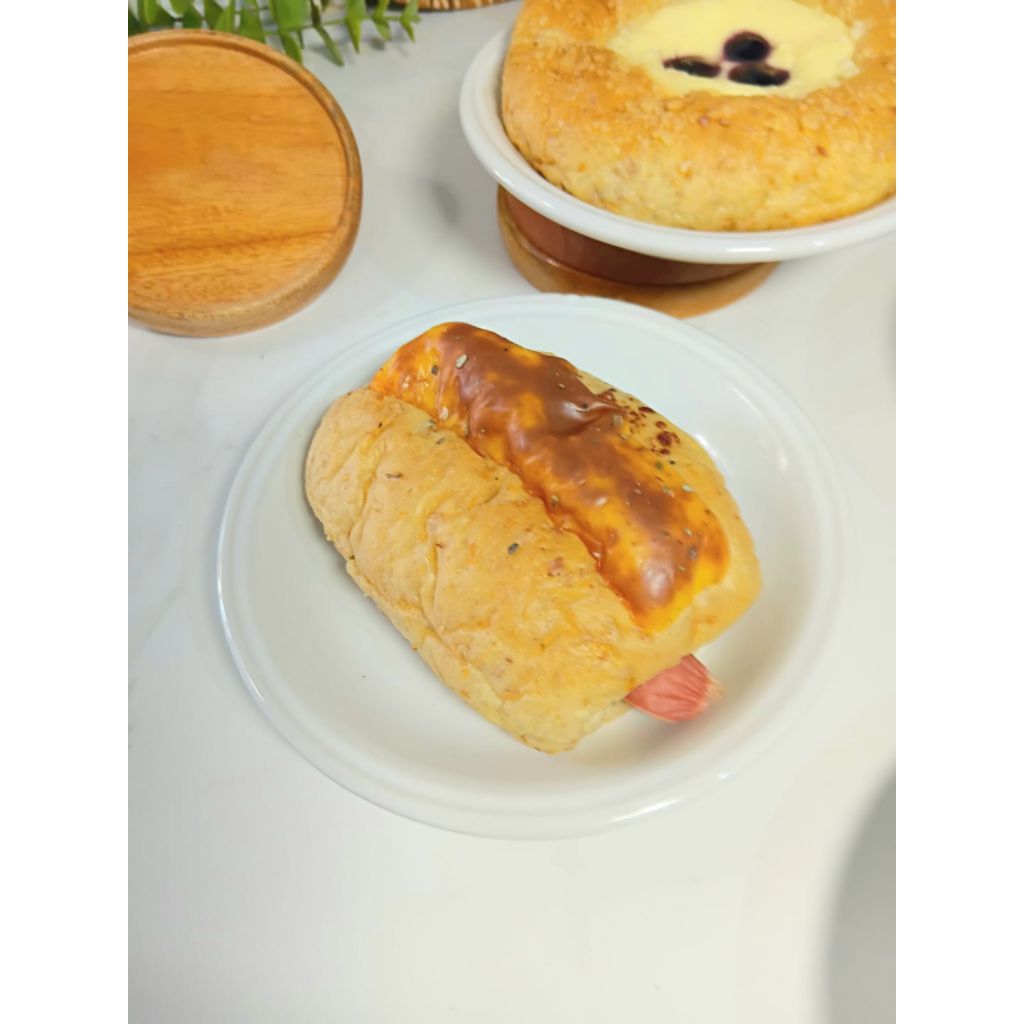 

Roti Manis Gandum Sosis Melted Cheese