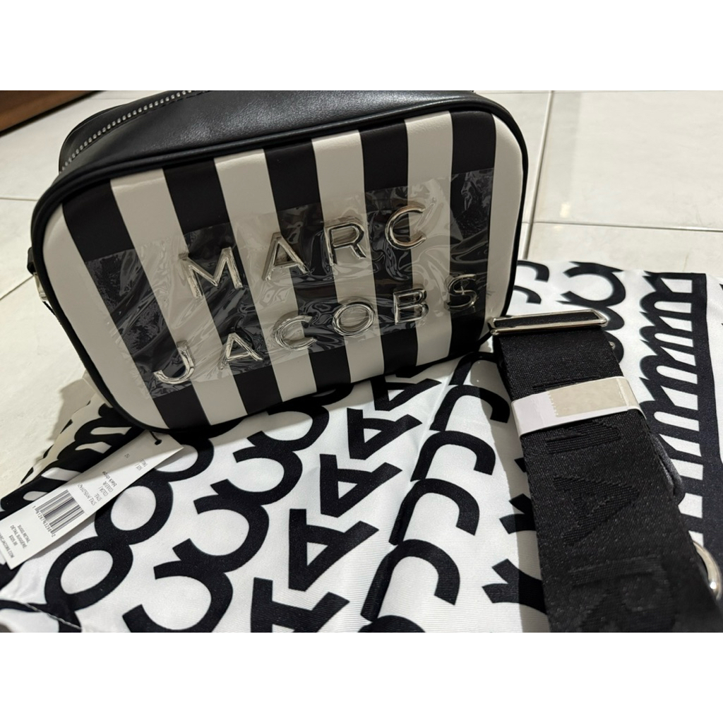 TAS MJ CAMERA BAG BLACK STRIPE