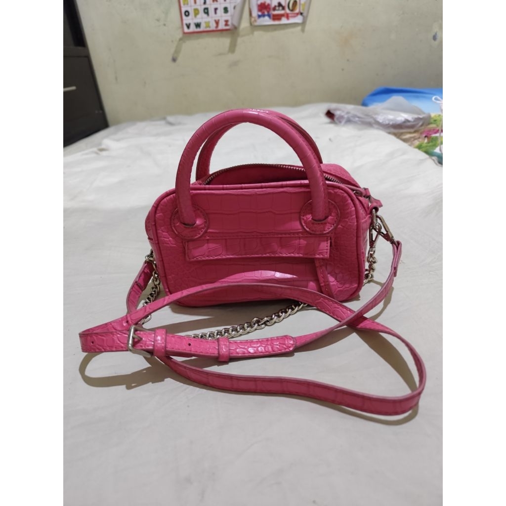 PRELOVED TAS SELEMPANG KULIT ASLI